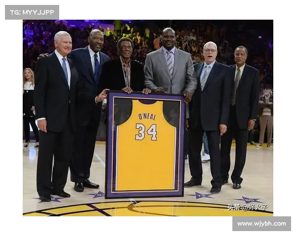 NBA经典球衣回顾:传奇球员背后那些不可忽视的历史与文化象征 NBA经典球衣回顾:传奇球员背后那些不可忽视的历史与文化象征