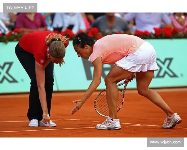 网球比赛裁判职责与判罚标准的全面解析与实践技巧分享 网球比赛裁判职责与判罚标准的全面解析与实践技巧分享